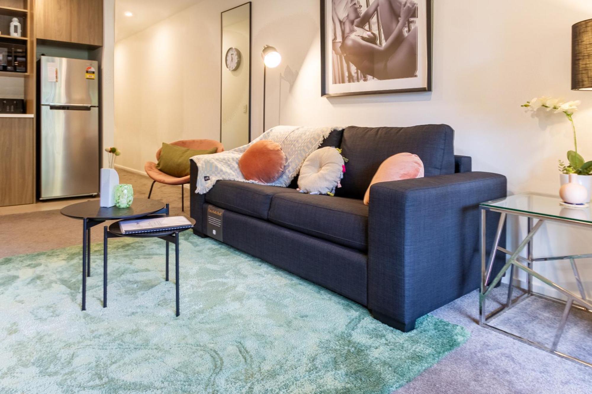Cozy 1-Bed Apartment With Park Views, Sleeps 4 Christchurch Buitenkant foto