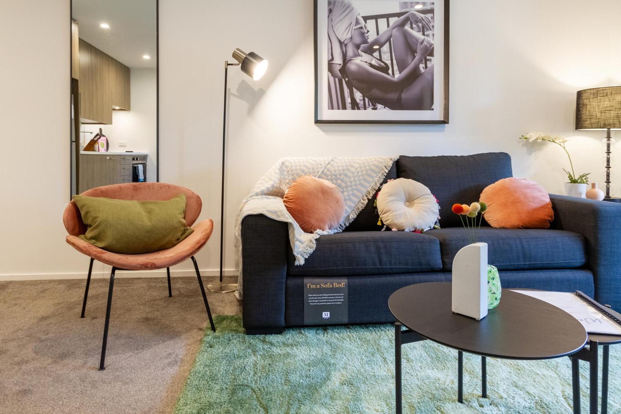 Cozy 1-Bed Apartment With Park Views, Sleeps 4 Christchurch Buitenkant foto