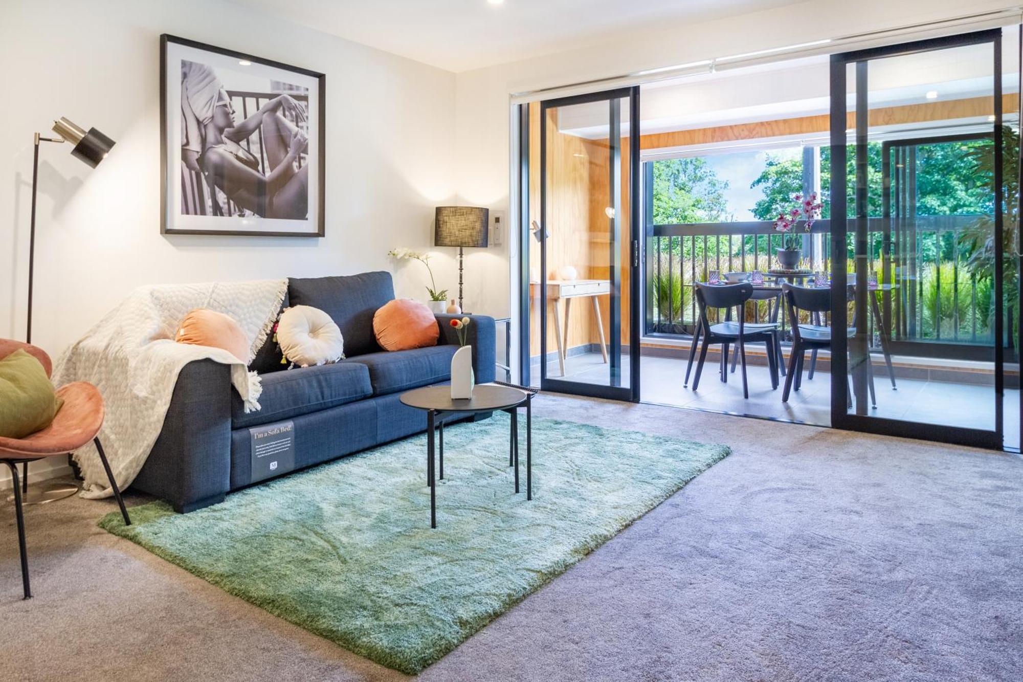 Cozy 1-Bed Apartment With Park Views, Sleeps 4 Christchurch Buitenkant foto